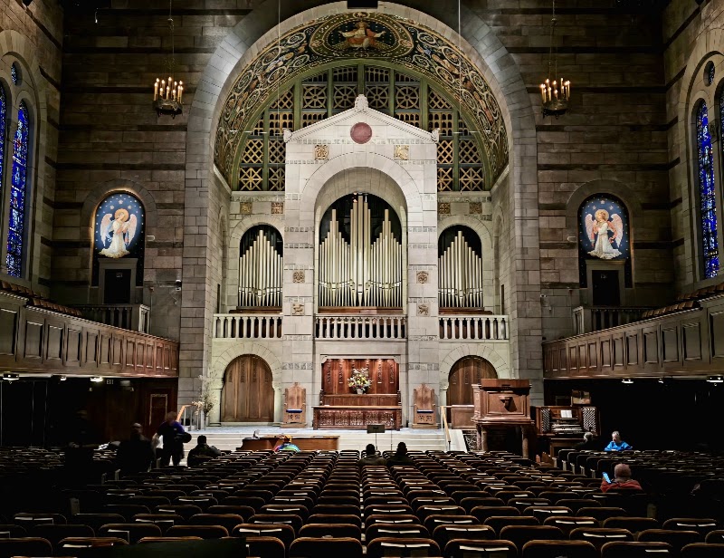 Welcome to Fountain Street Church.